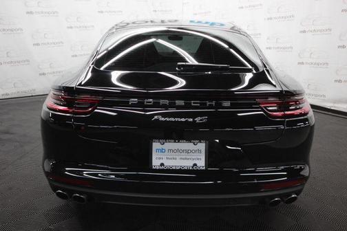 2018 Porsche Panamera 4S