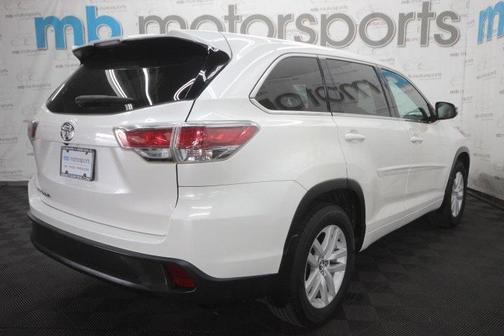 2016 Toyota Highlander LE