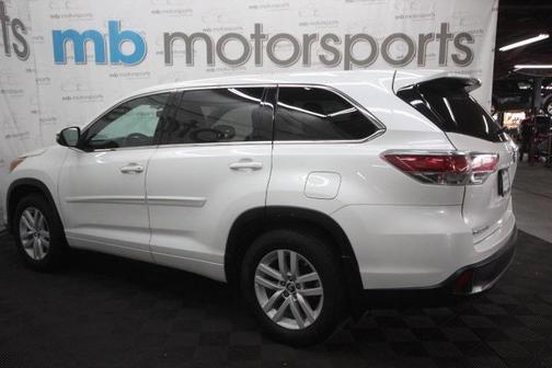 2016 Toyota Highlander LE
