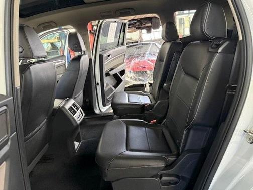 2021 Volkswagen Atlas 3.6 V6 SE w/ Technology