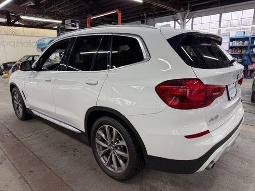 Alpine White 2018 BMW X3 xDrive30i