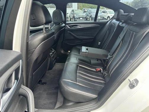 2019 BMW 530 i xDrive