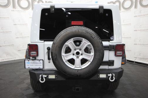 Bright White Clearcoat 2017 Jeep Wrangler Sport
