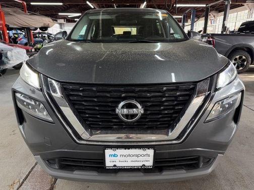 Brilliant Silver Metallic 2024 Nissan Rogue S