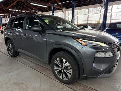 Brilliant Silver Metallic 2024 Nissan Rogue S