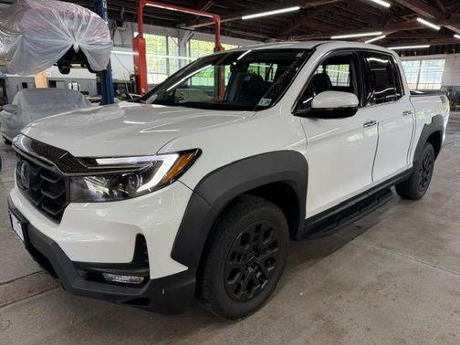 Platinum White Pearl 2023 Honda Ridgeline RTL-E