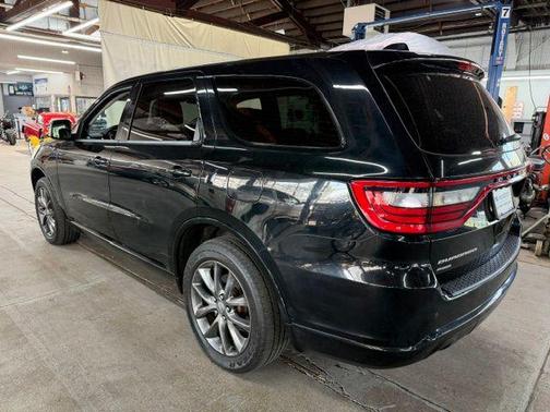 DB Black Crystal Clearcoat 2017 Dodge Durango GT
