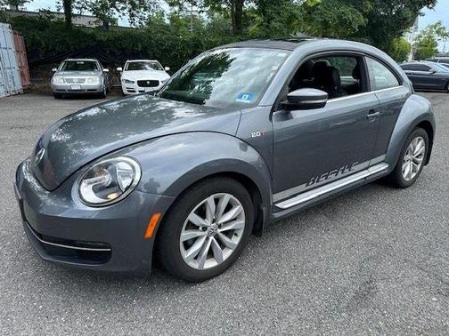 2013 Volkswagen Beetle 2.0L TDI