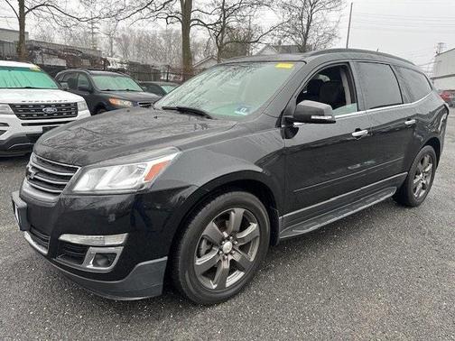 2017 Chevrolet Traverse 2LT