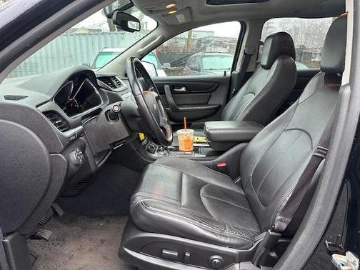 2017 Chevrolet Traverse 2LT