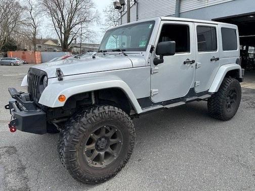 2012 Jeep Wrangler Unlimited Sahara