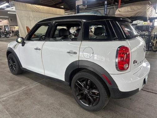 2014 MINI Countryman Cooper