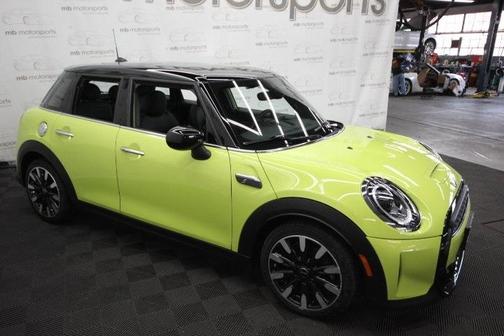 2023 MINI Hardtop Cooper