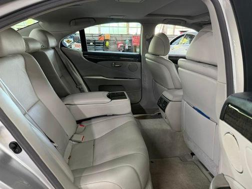 Mercury Metallic 2008 Lexus LS 460 Base