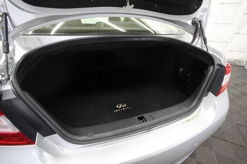 2013 INFINITI M37x Base