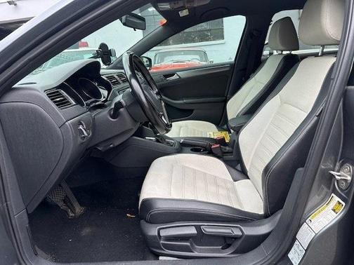 2016 Volkswagen Jetta 1.8T Sport