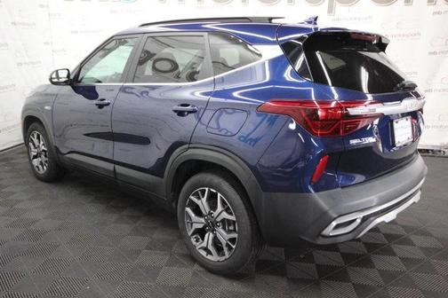 2022 Kia Seltos EX