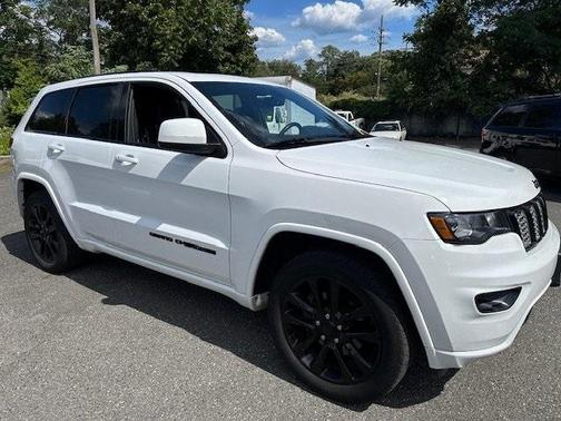 2017 Jeep Grand Cherokee Altitude