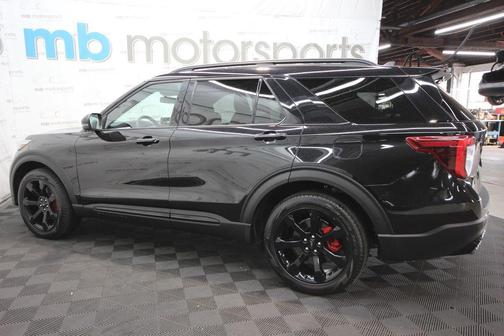 Black Metallic 2023 Ford Explorer ST