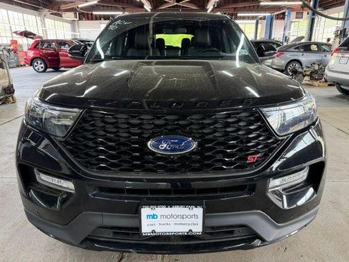 Black Metallic 2023 Ford Explorer ST