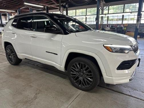 2022 Jeep Compass Altitude