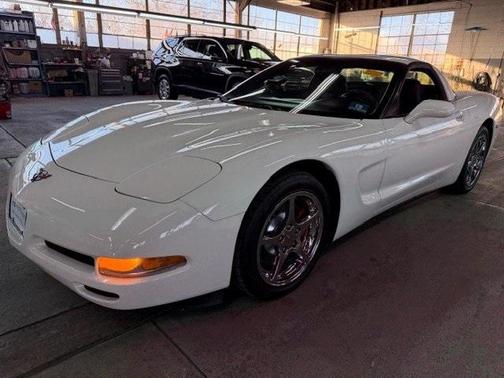 2002 Chevrolet Corvette Base