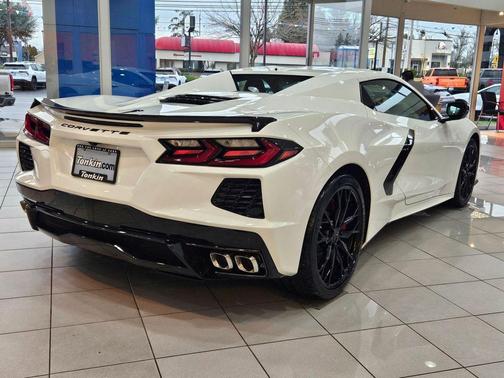 2026 Chevrolet Corvette Stingray w/1LT