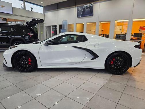 2026 Chevrolet Corvette Stingray w/1LT