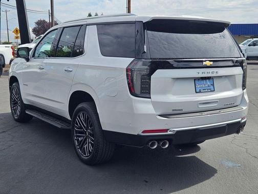 2025 Chevrolet Tahoe Premier