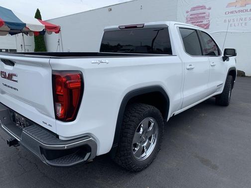2020 GMC Sierra 1500 SLE