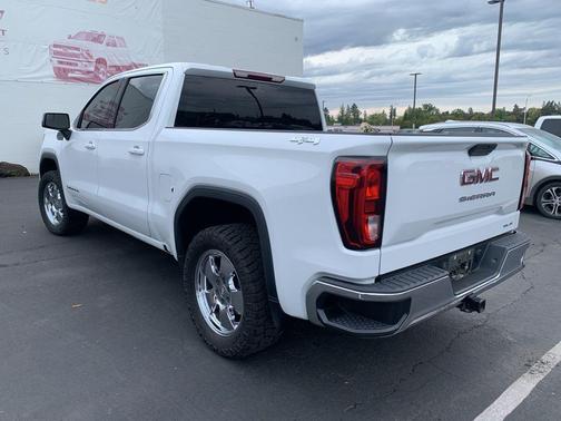 2020 GMC Sierra 1500 SLE