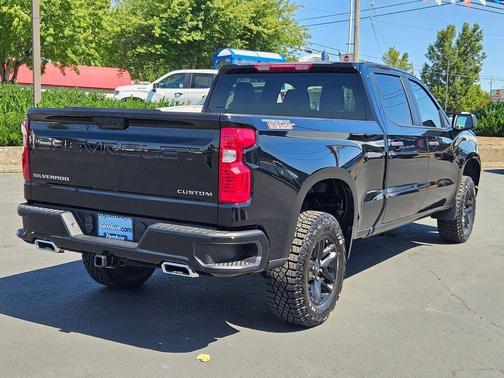2025 Chevrolet Silverado 1500 Custom Trail Boss