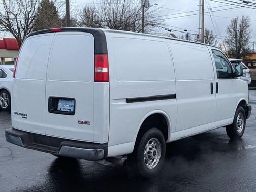 2016 GMC Savana 3500 Work Van