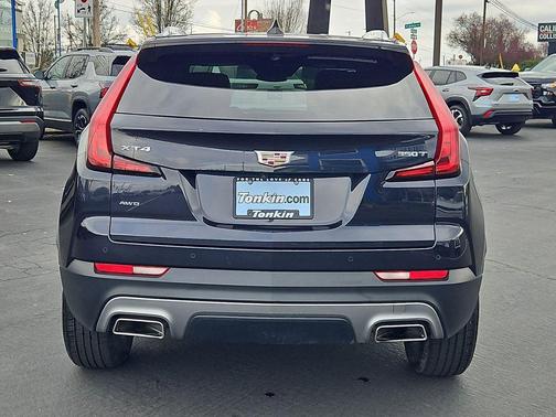 2023 Cadillac XT4 Premium Luxury