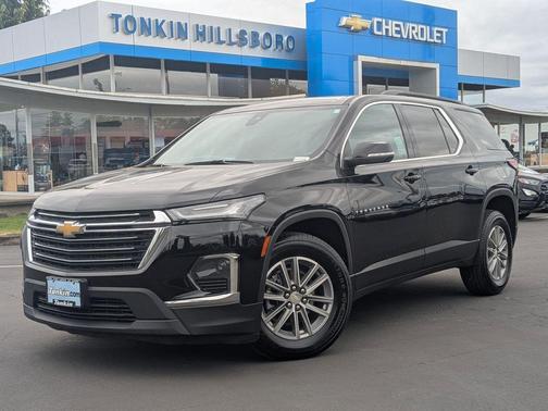 2022 Chevrolet Traverse LT Cloth
