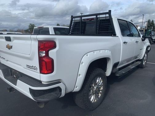 2022 Chevrolet Silverado 3500 High Country