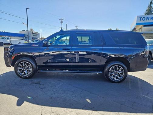 2022 Chevrolet Suburban Z71