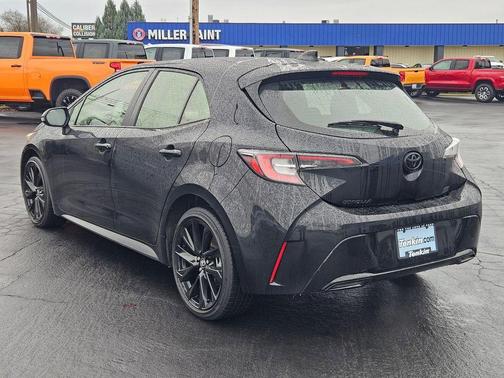 2022 Toyota Corolla Hatchback SE