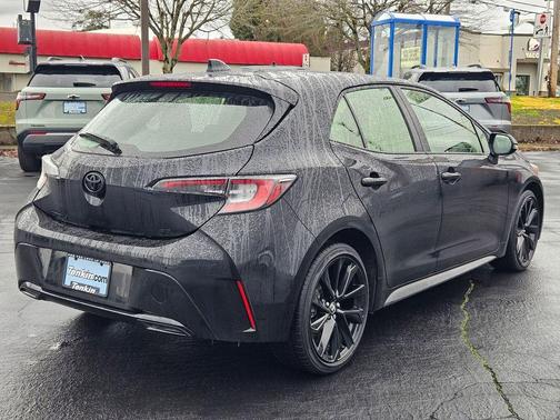 2022 Toyota Corolla Hatchback SE