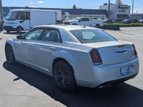 2023 Chrysler 300 S