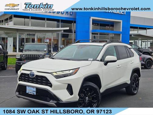 2022 Toyota RAV4 Hybrid SE