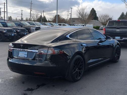 2021 Tesla Model S Long Range