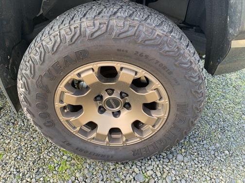 2024 Toyota Tacoma Hybrid Limited Hybrid