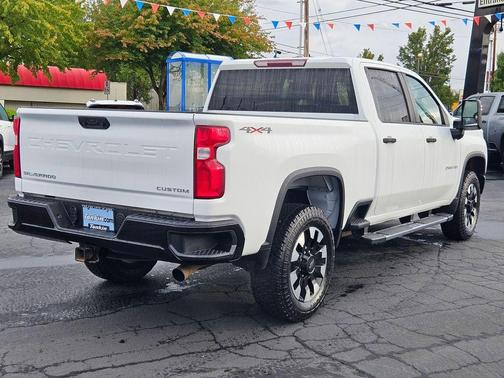 2020 Chevrolet Silverado 2500 Custom