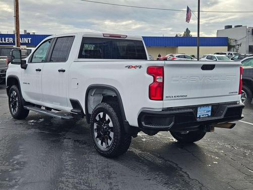2020 Chevrolet Silverado 2500 Custom