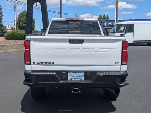2025 Chevrolet Silverado 3500 LT