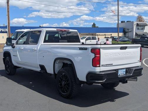 2025 Chevrolet Silverado 3500 LT
