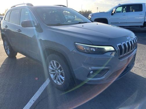 2022 Jeep Cherokee Latitude Lux