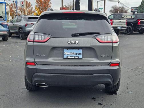 2022 Jeep Cherokee Latitude Lux