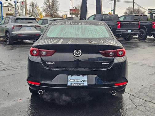 2025 Mazda Mazda3 FWD w/Preferred Package